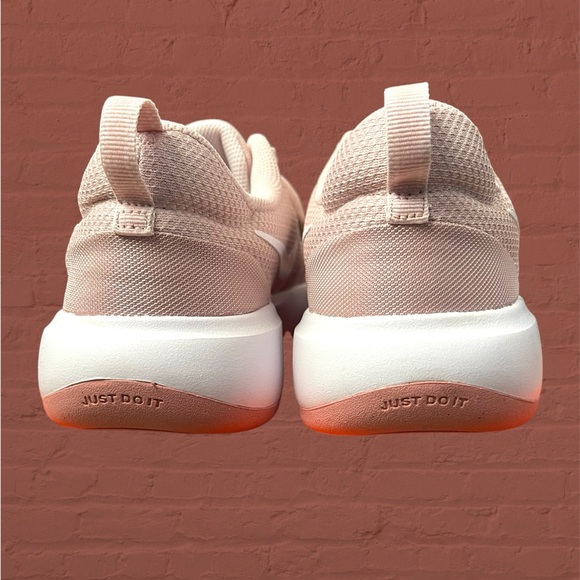 New Women’s Size 10 Pink Oxford Nike City Rep TR Training Shoes DA1351 604 - Picture 4 of 9